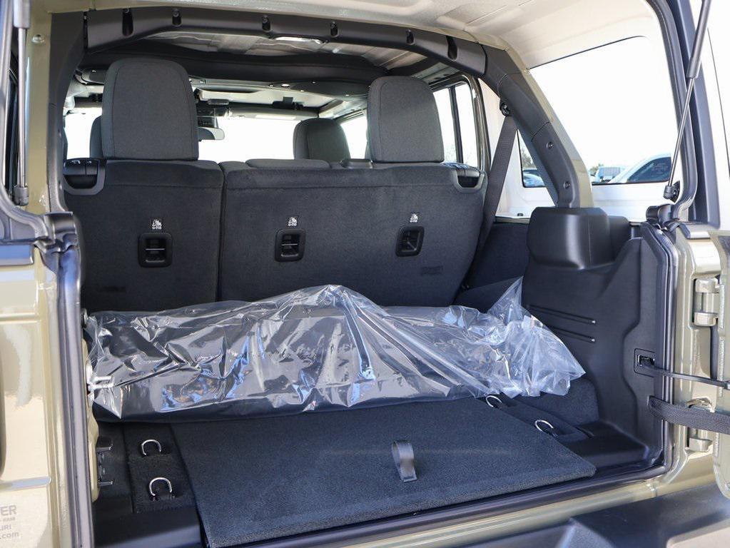 new 2026 Jeep Wrangler car, priced at $48,471