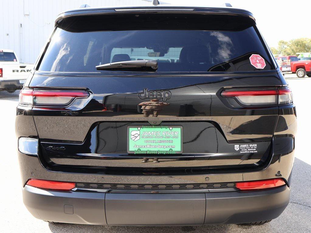 new 2025 Jeep Grand Cherokee L car, priced at $39,014