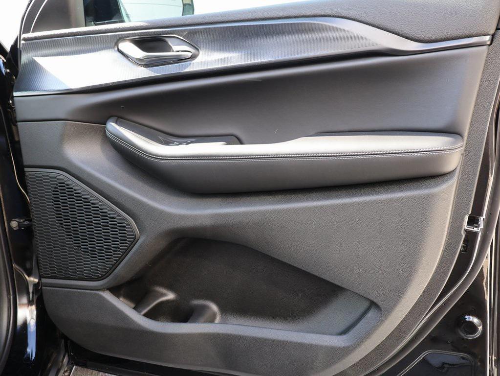 new 2025 Jeep Grand Cherokee L car, priced at $39,014