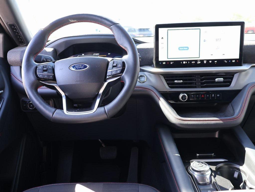 used 2025 Ford Explorer car, priced at $37,399