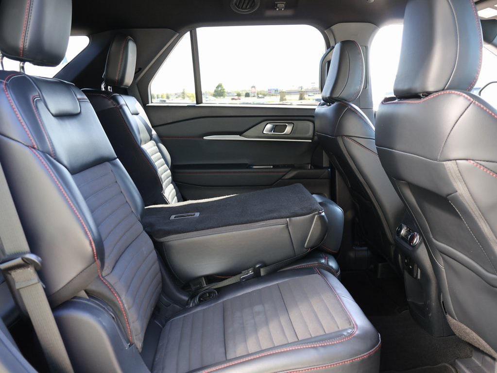 used 2025 Ford Explorer car, priced at $37,399