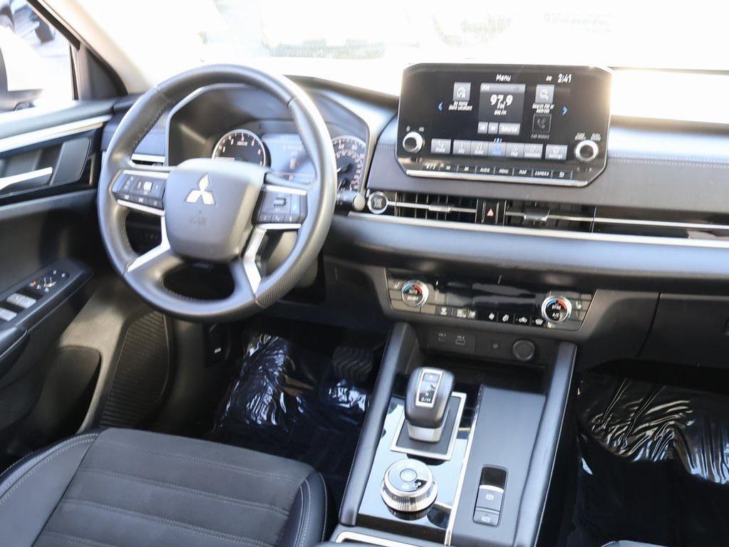 used 2024 Mitsubishi Outlander car, priced at $23,449