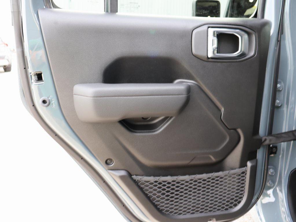 new 2026 Jeep Wrangler car, priced at $45,031