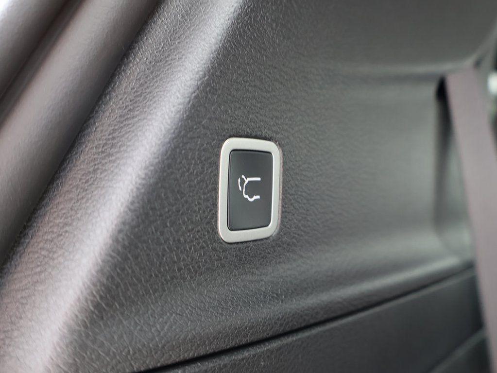 new 2026 Chrysler Pacifica car, priced at $40,830