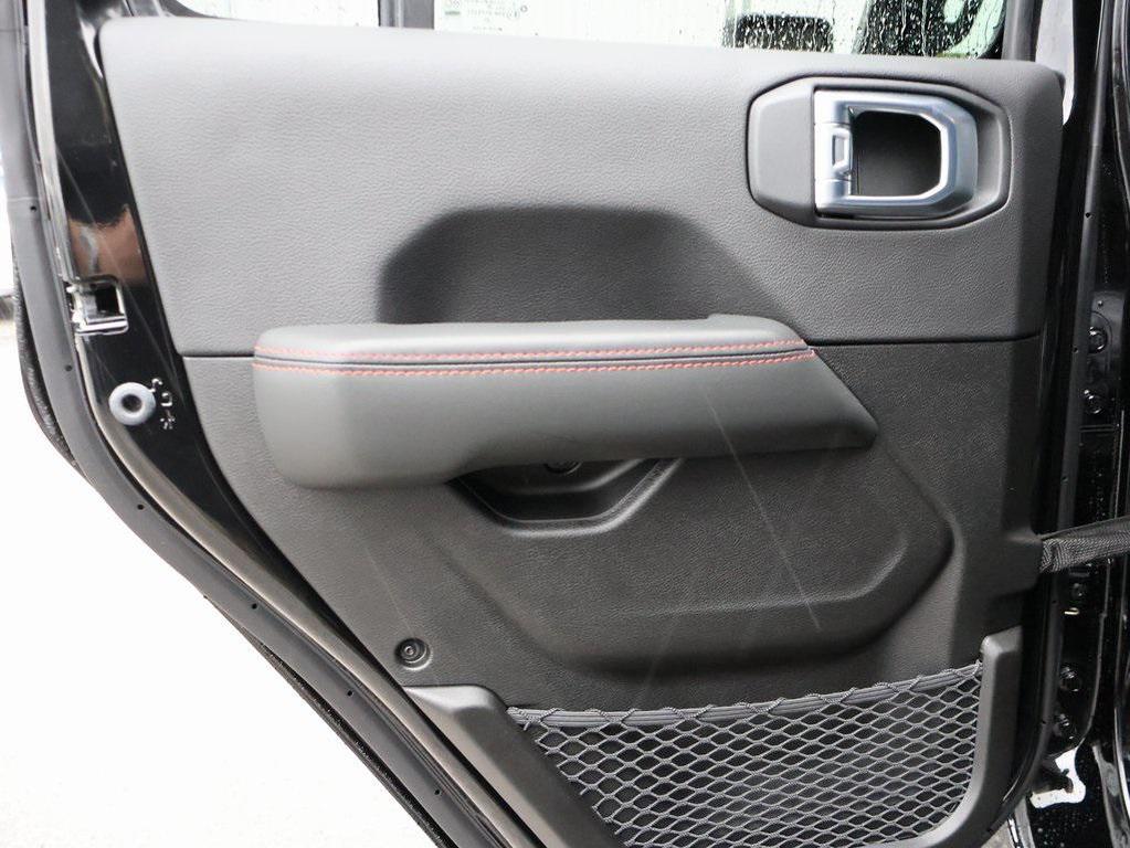 new 2026 Jeep Gladiator car, priced at $63,180