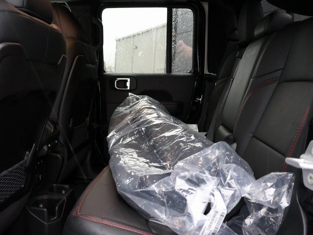 new 2026 Jeep Gladiator car, priced at $63,180