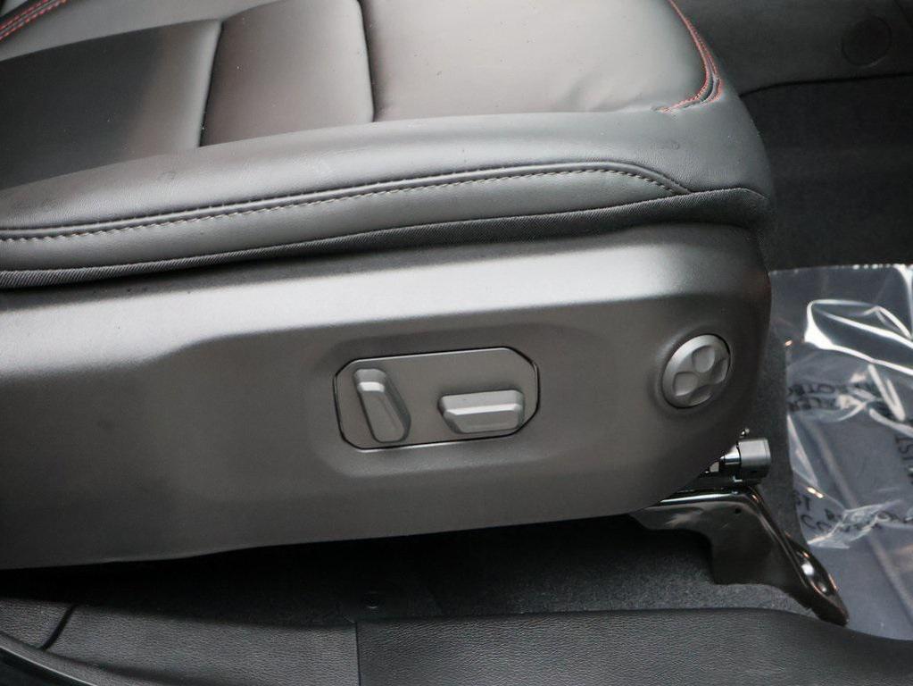 new 2026 Jeep Gladiator car, priced at $63,180