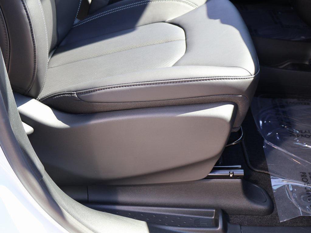 new 2026 Chrysler Pacifica car, priced at $41,831