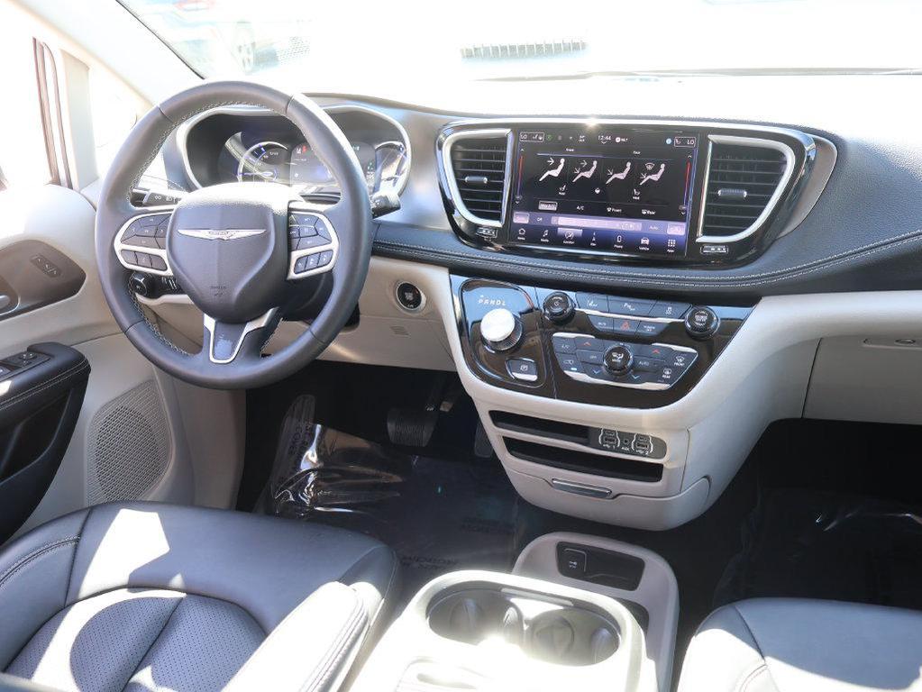 used 2024 Chrysler Pacifica Hybrid car, priced at $23,449