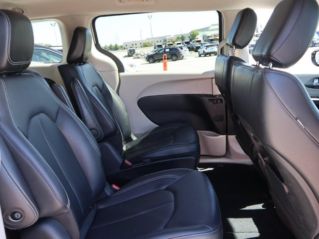 used 2024 Chrysler Pacifica Hybrid car, priced at $23,449