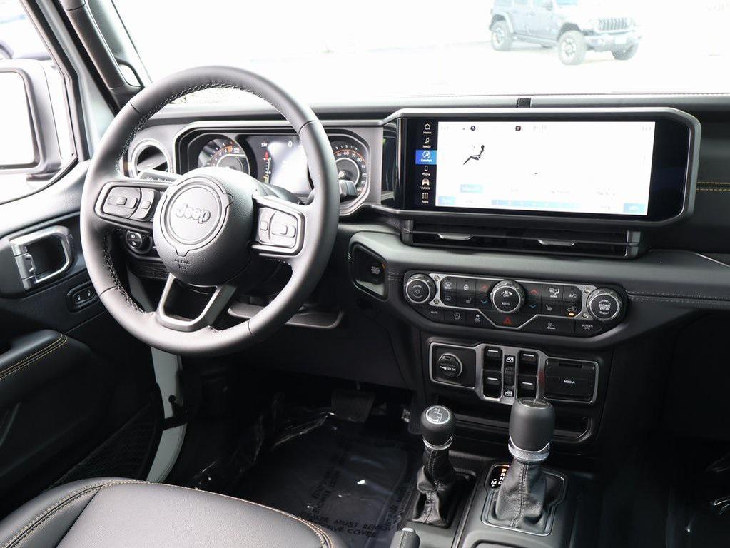new 2025 Jeep Gladiator car, priced at $41,379