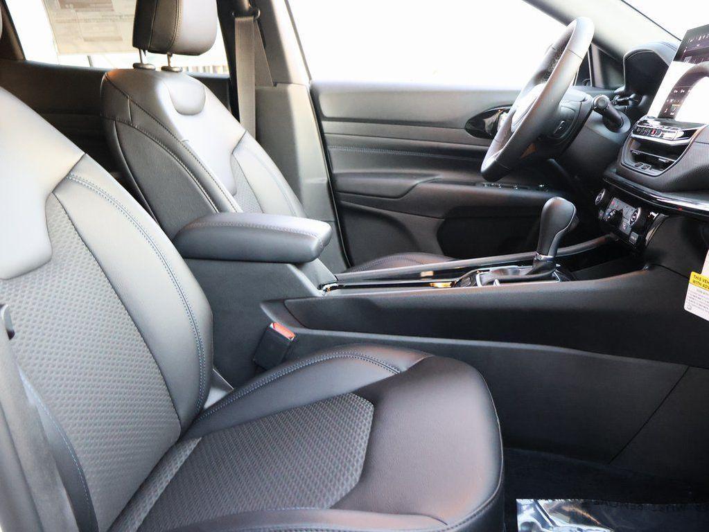 new 2026 Jeep Compass car, priced at $26,985