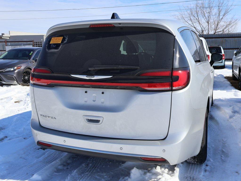 used 2024 Chrysler Pacifica car, priced at $32,000