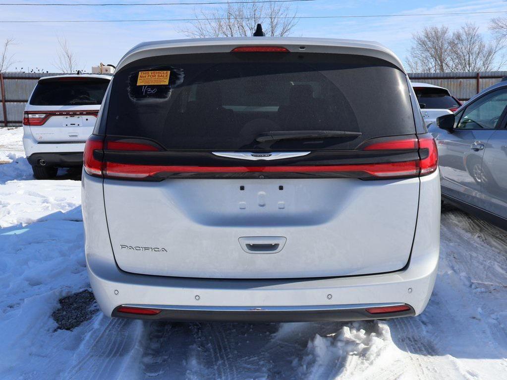 used 2024 Chrysler Pacifica car, priced at $32,000