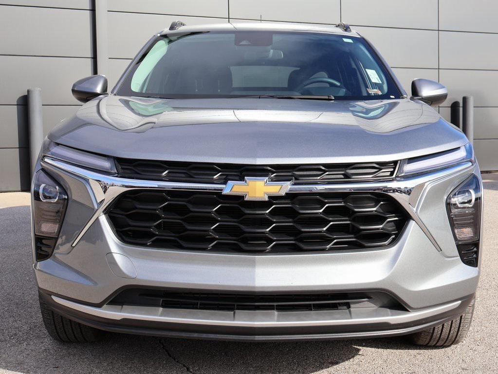 used 2024 Chevrolet Trax car, priced at $20,479