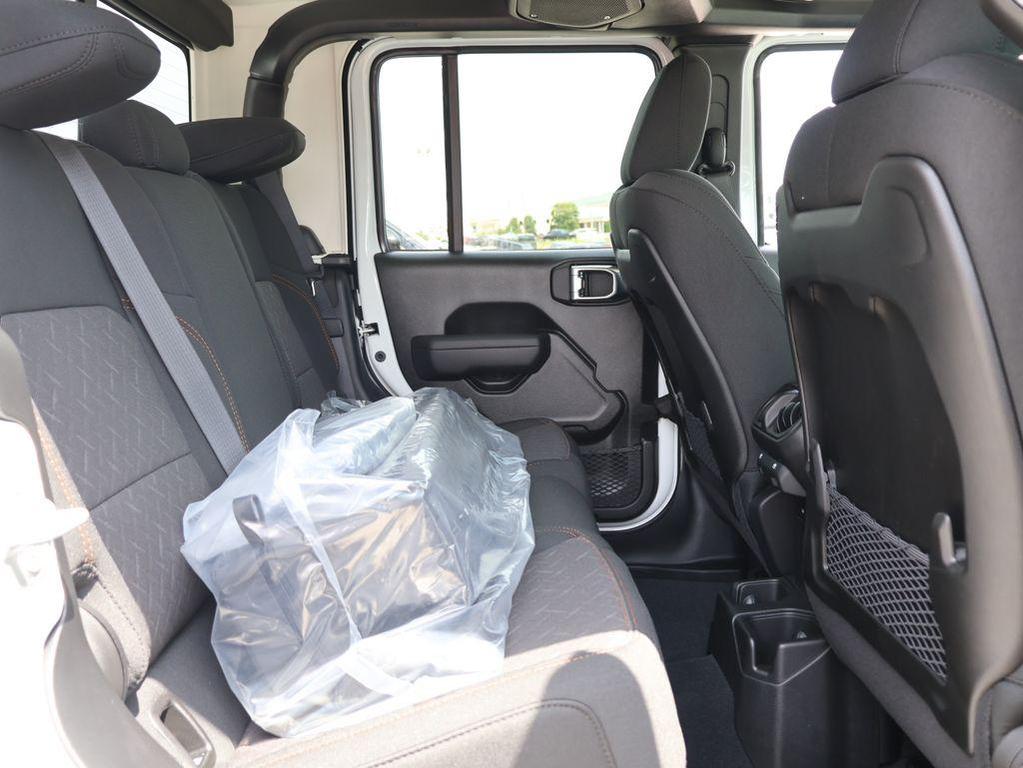 new 2026 Jeep Gladiator car, priced at $50,610
