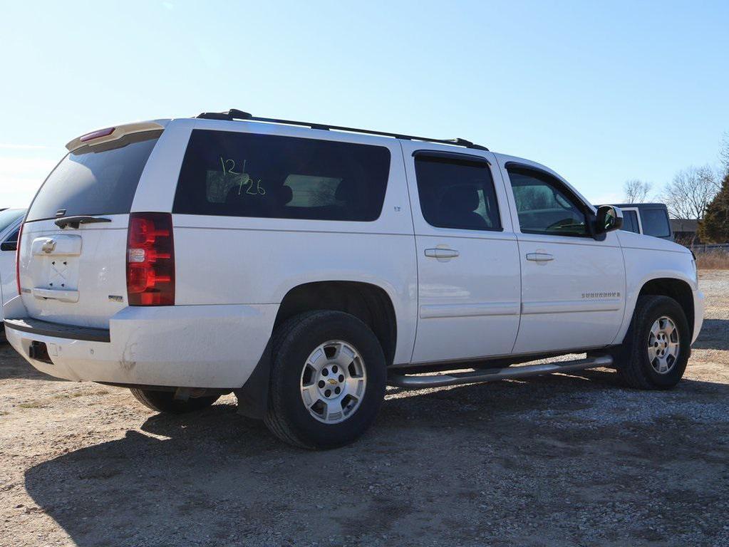 used 2009 Chevrolet Suburban car, priced at $10,500