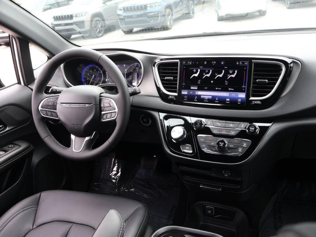 new 2027 Chrysler Pacifica car, priced at $41,932