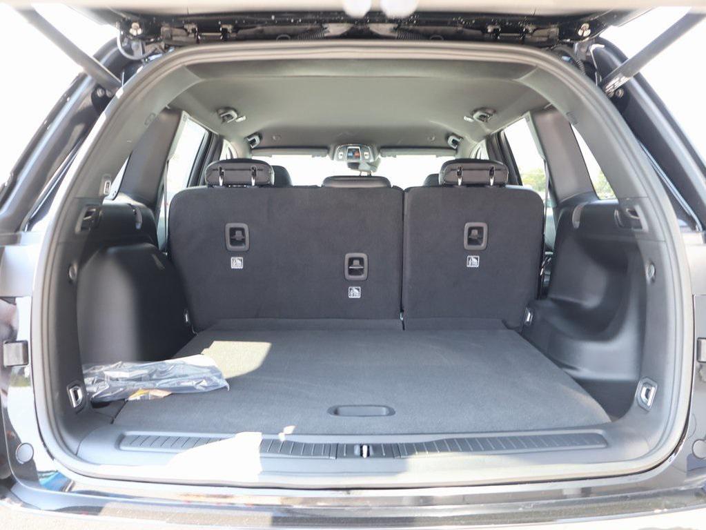 new 2025 Jeep Grand Cherokee car, priced at $38,470