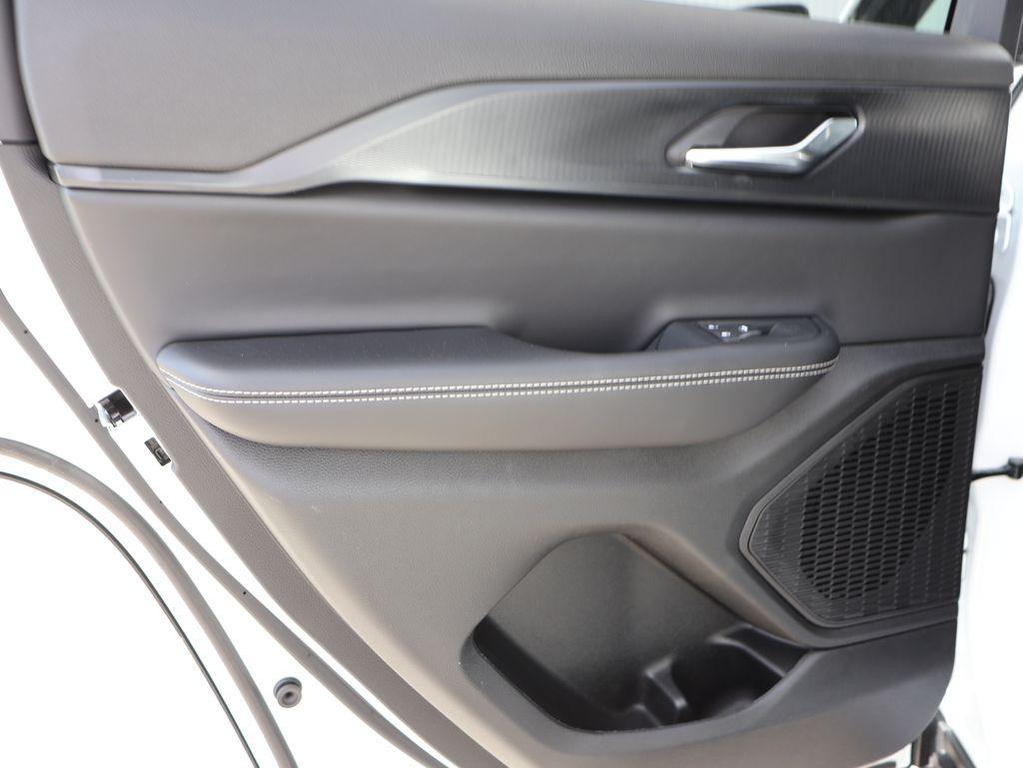 new 2026 Jeep Grand Cherokee car, priced at $37,485