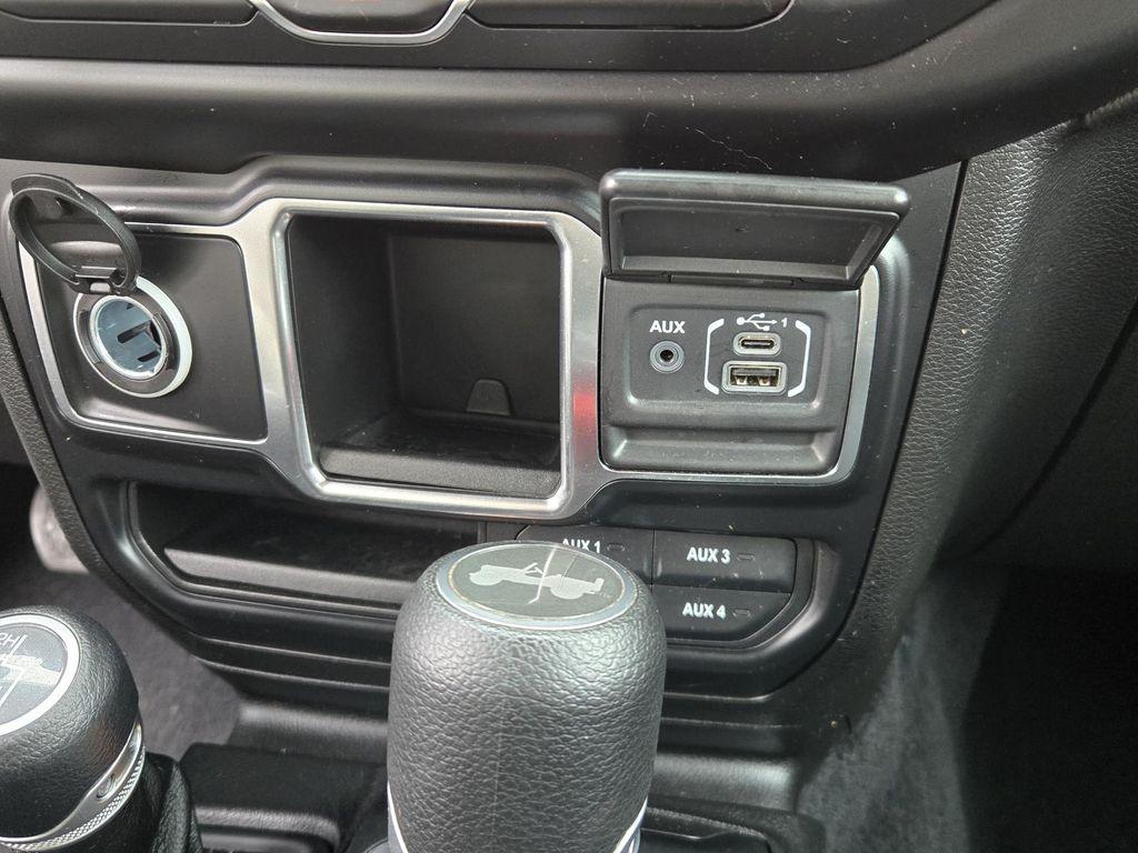 used 2021 Jeep Wrangler Unlimited car, priced at $26,083