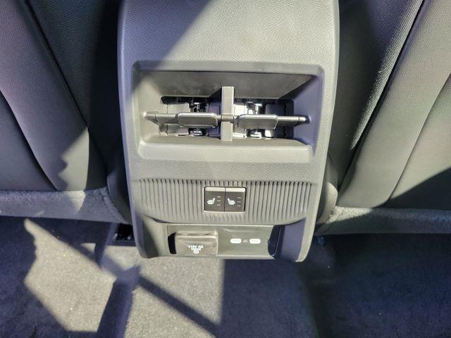 new 2026 Jeep Cherokee car, priced at $41,853