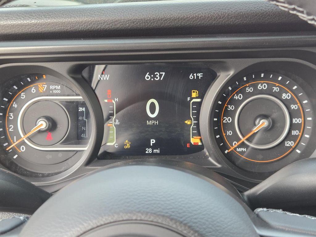 new 2026 Jeep Gladiator car, priced at $39,645