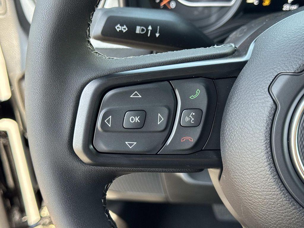 new 2026 Jeep Gladiator car, priced at $37,362