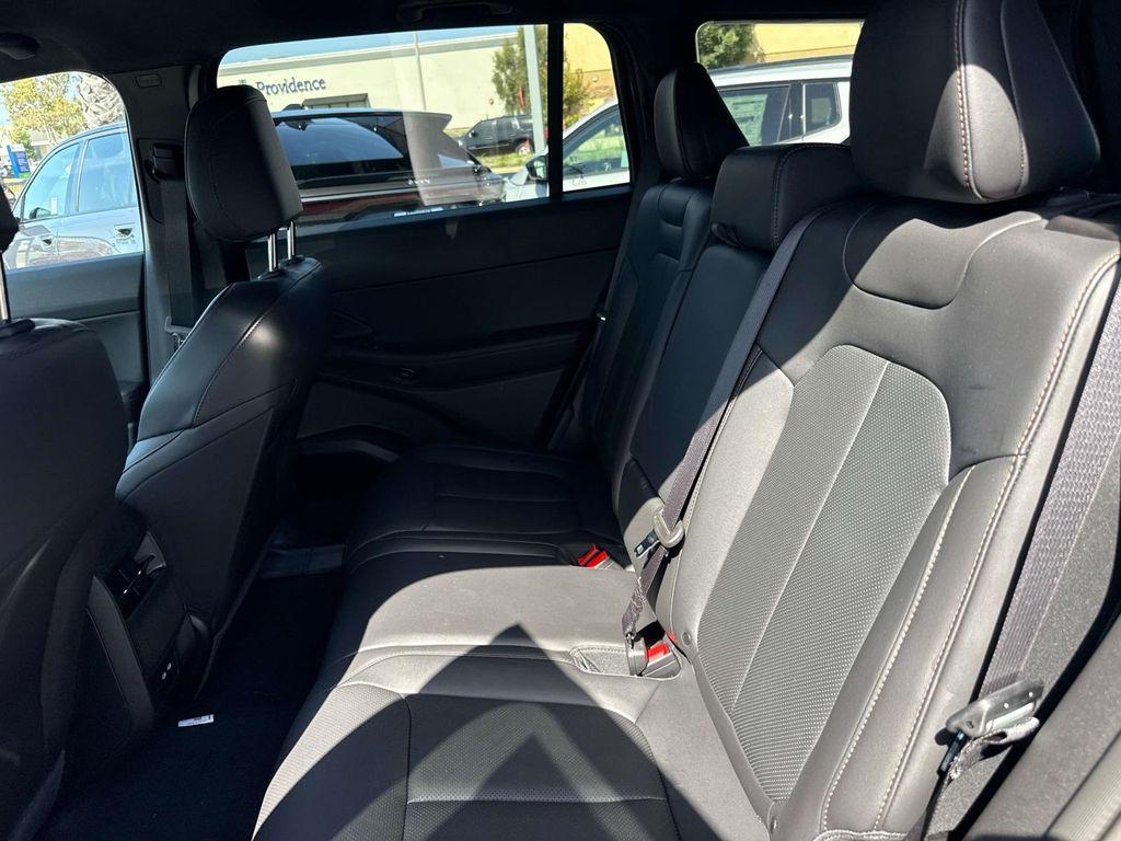 new 2026 Jeep Cherokee car, priced at $39,690