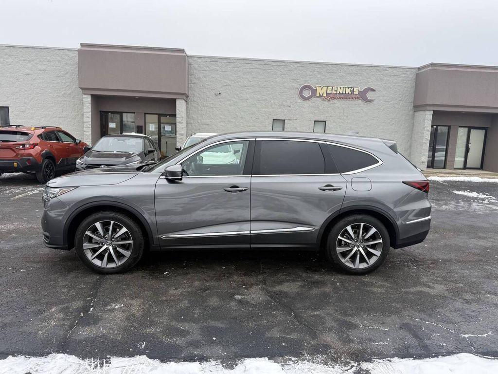 used 2025 Acura MDX car, priced at $36,995