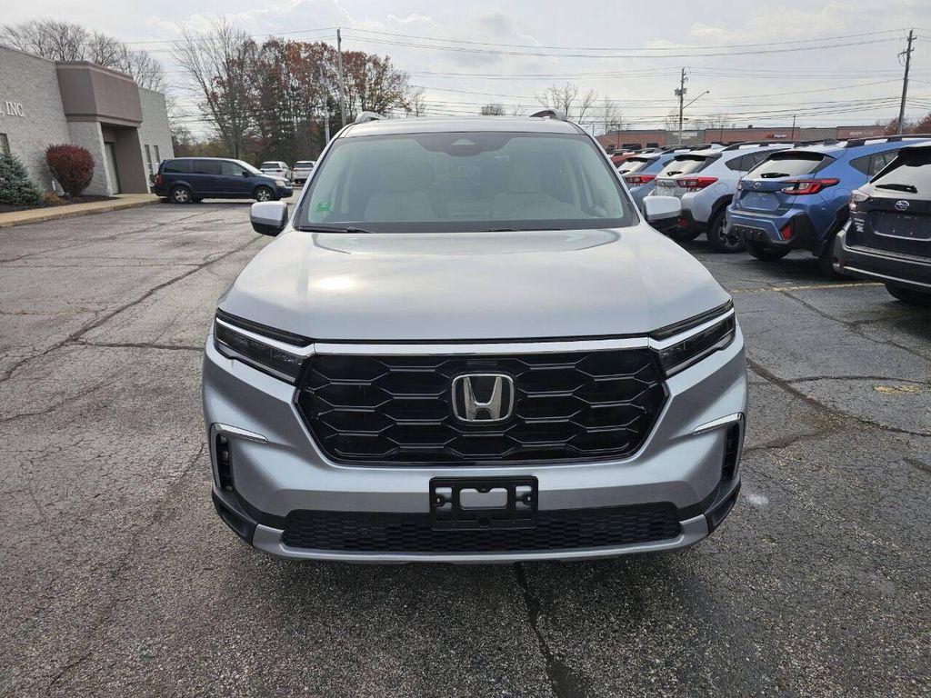 used 2024 Honda Pilot car, priced at $33,495