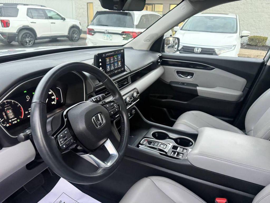 used 2024 Honda Pilot car, priced at $33,495