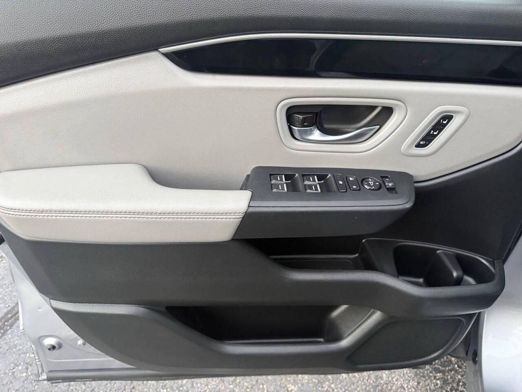 used 2024 Honda Pilot car, priced at $33,495