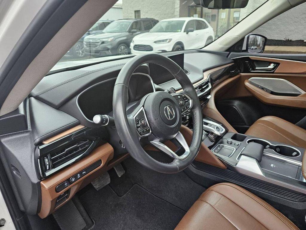 used 2024 Acura MDX car, priced at $35,495