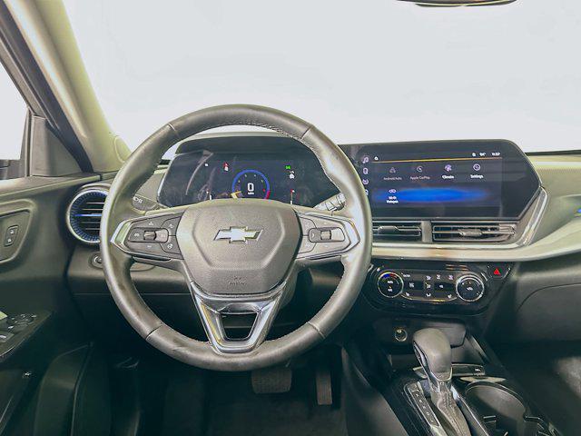 used 2025 Chevrolet Trax car, priced at $19,997