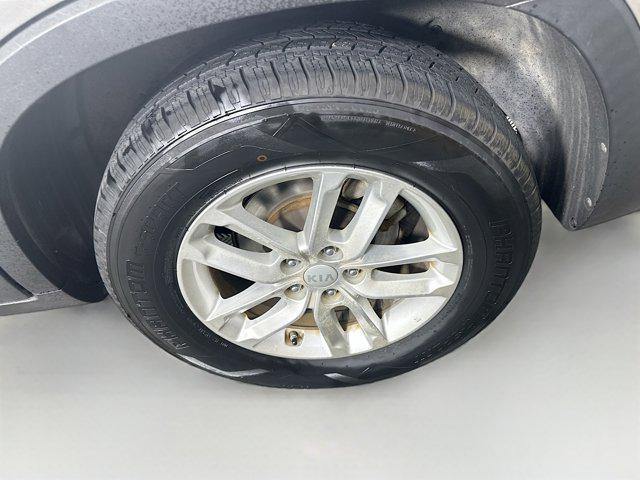 used 2015 Kia Sorento car, priced at $8,996