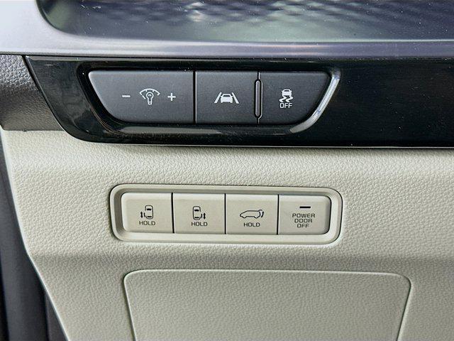 used 2024 Kia Carnival car, priced at $37,996