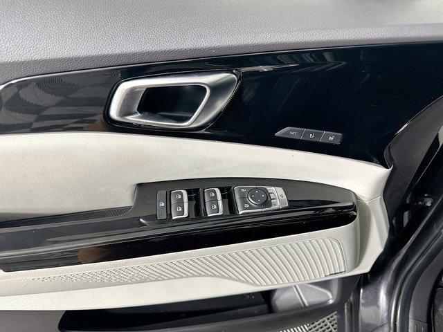 used 2024 Kia Carnival car, priced at $37,996