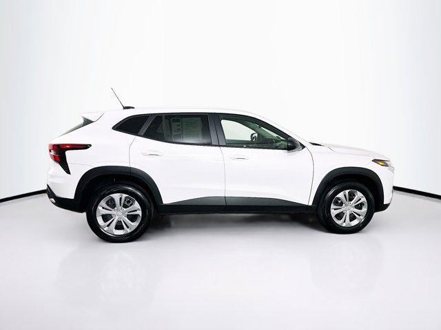 used 2025 Chevrolet Trax car, priced at $19,687