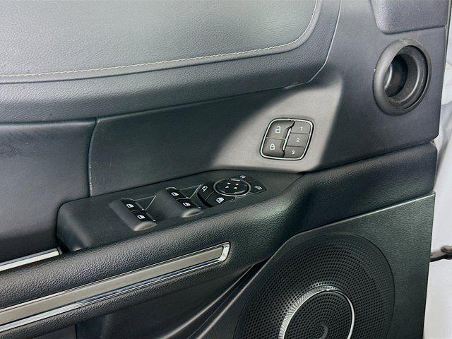 used 2024 Ford Expedition car, priced at $39,997