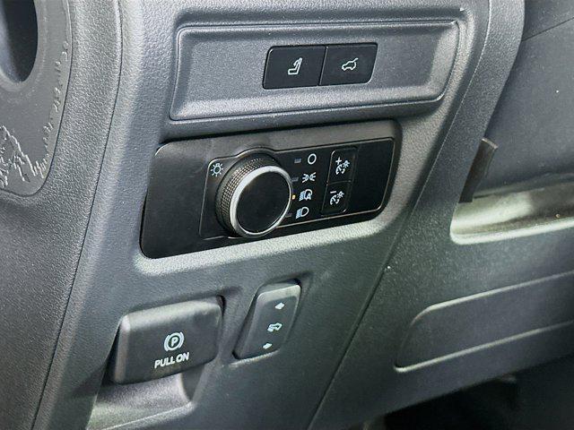 used 2024 Ford Expedition car, priced at $39,997