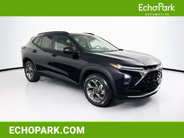 used 2025 Chevrolet Trax car, priced at $19,237