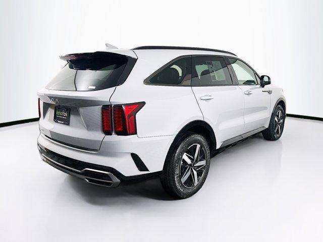 used 2023 Kia Sorento car, priced at $25,897