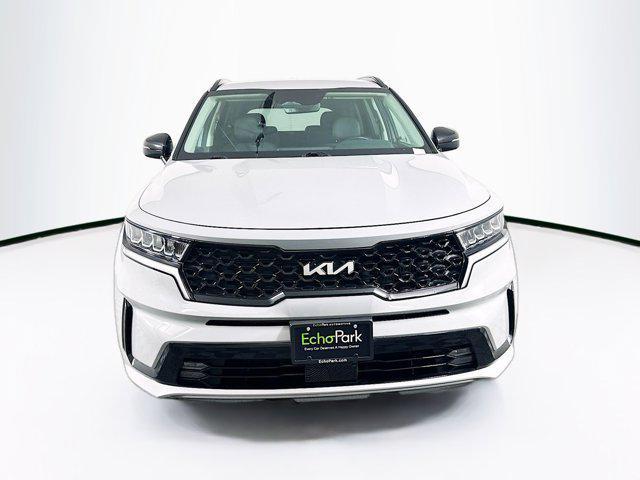 used 2023 Kia Sorento car, priced at $25,897