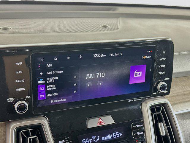 used 2023 Kia Sorento car, priced at $25,897