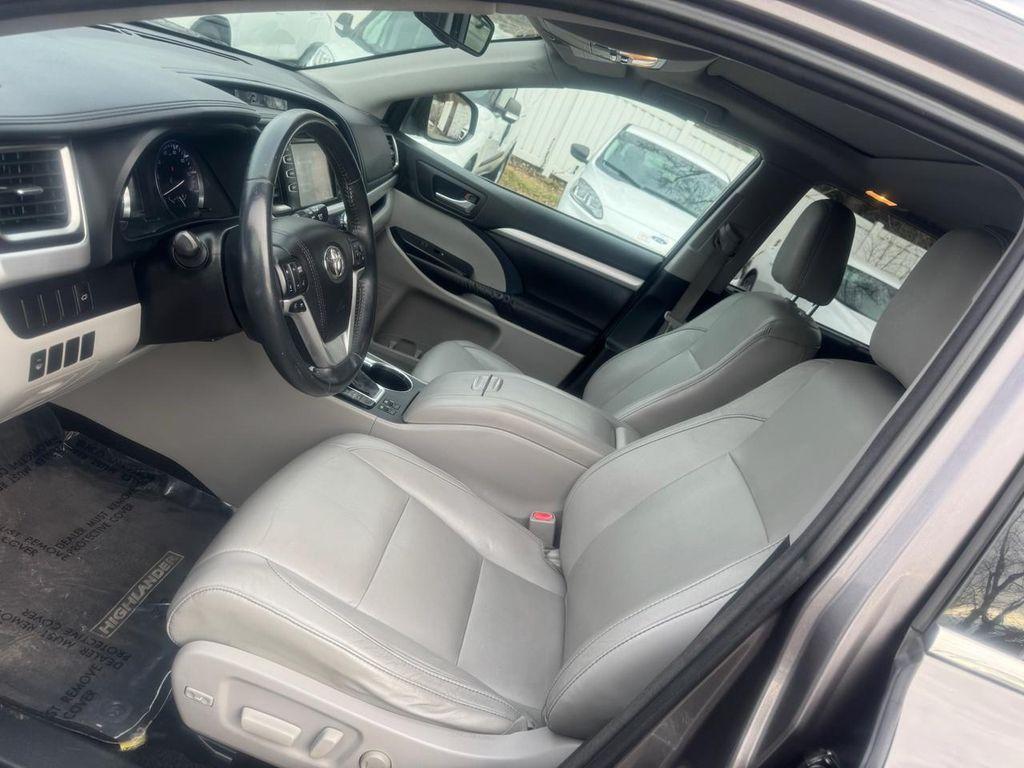used 2015 Toyota Highlander car, priced at $16,491