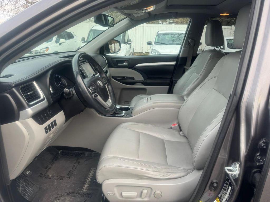 used 2015 Toyota Highlander car, priced at $16,491