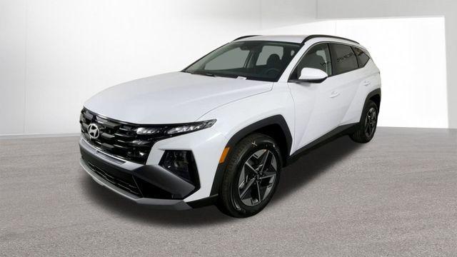 new 2026 Hyundai TUCSON Hybrid car, priced at $30,249