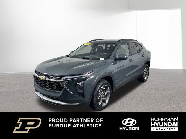 used 2025 Chevrolet Trax car, priced at $21,015