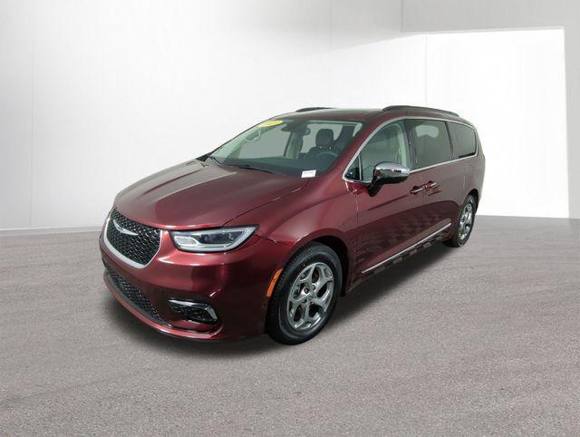 used 2023 Chrysler Pacifica car, priced at $30,927